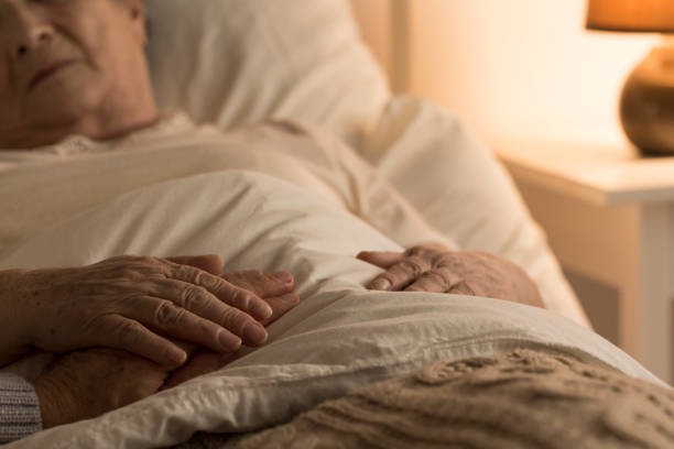 How to Help Seniors Transition Back Home After Hospitalization